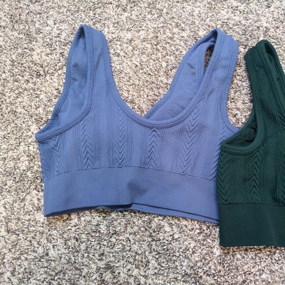 Lot of 2 Aerie Medium Seamless Cable Knit Padded Bralette *Missing 1 Pad* - Picture 5 of 7